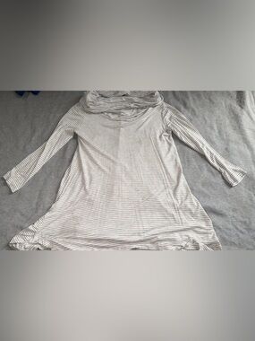 Vanity Cream and Gray Striped Long Sleeve Top